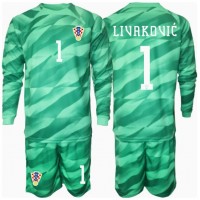 Kroatien Dominik Livakovic #1 Målvakt Replika babykläder Bortaställ Barn EM 2024 Långärmad (+ korta byxor)